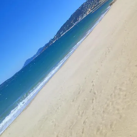 Apartment T2 Coquet Proche Plages, Port Et Centre Golfe-Juan