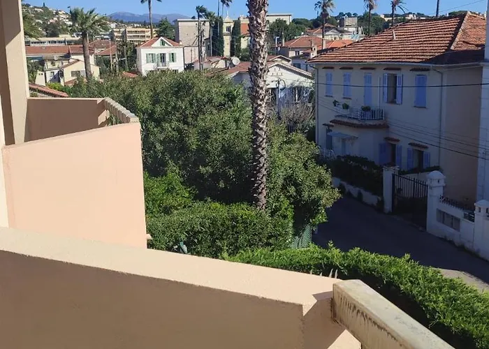 Apartment T2 Coquet Proche Plages, Port Et Centre *